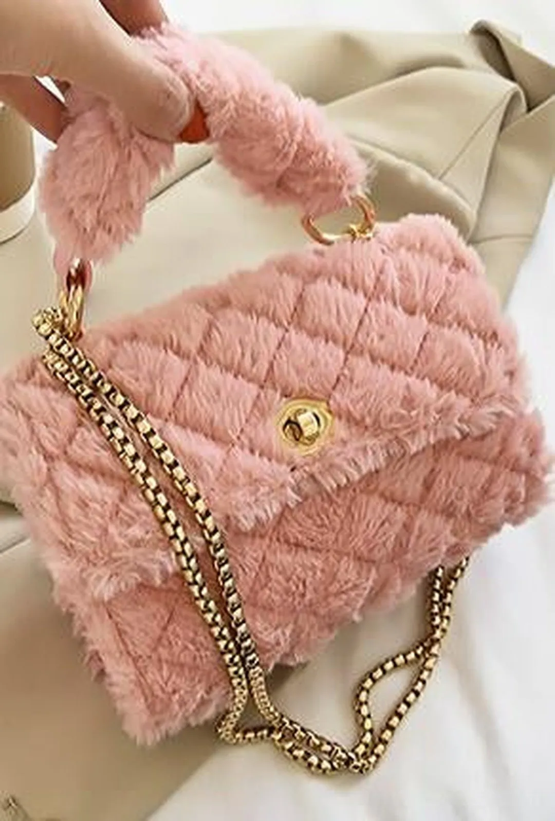 CHENTELLE - FUZZY QUILTED BAG